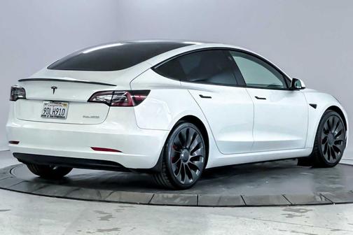 2023 Tesla Model 3 Performance