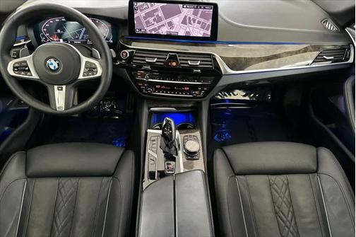 2021 BMW M550 i Xdrive