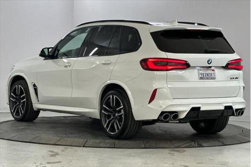 2022 BMW X5 M Base