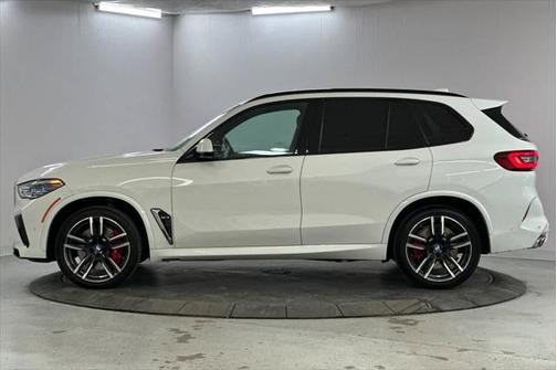 2022 BMW X5 M Base