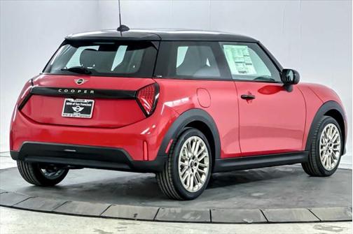 2025 MINI Hardtop Cooper