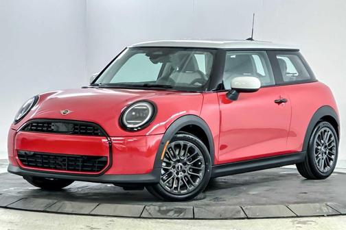 2025 MINI Hardtop Cooper