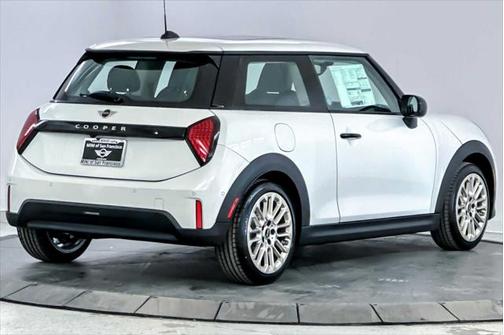 2025 MINI Hardtop Cooper