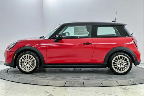 2025 MINI Hardtop Cooper