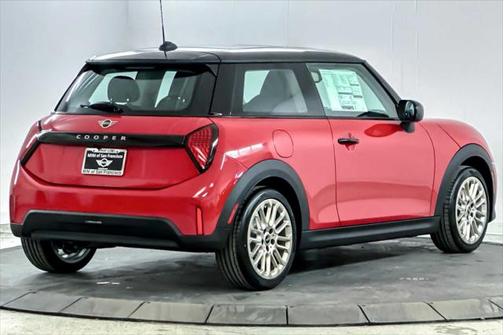 2025 MINI Hardtop Cooper
