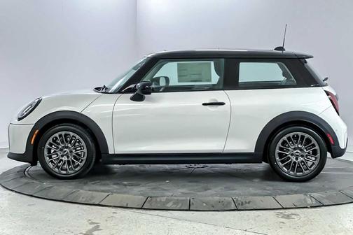 2025 MINI Hardtop Cooper