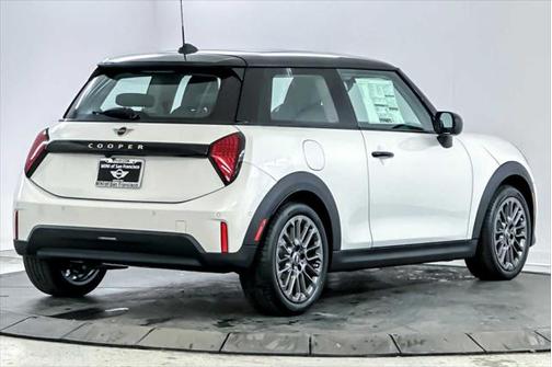 2025 MINI Hardtop Cooper