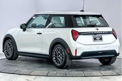 2025 MINI Hardtop Cooper