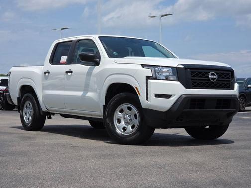 2023 Nissan Frontier S