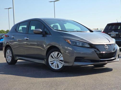 2023 Nissan Leaf S