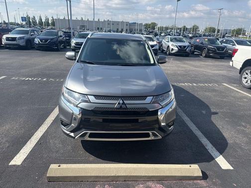 2020 Mitsubishi Outlander