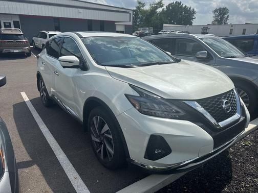 2022 Nissan Murano SL