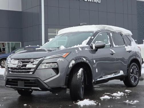 2024 Nissan Rogue Platinum