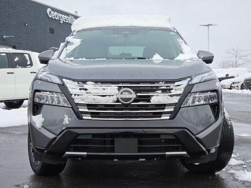 2024 Nissan Rogue Platinum