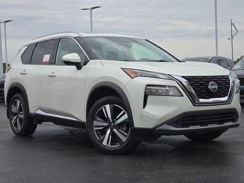 2022 Nissan Rogue SL