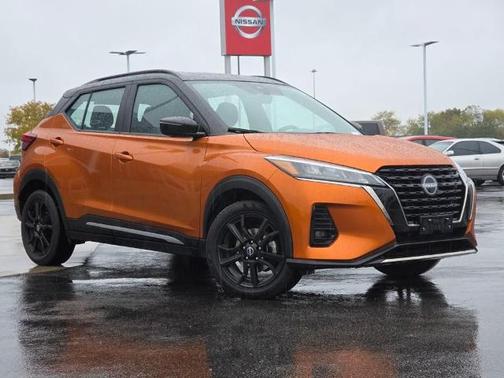2023 Nissan Kicks SR