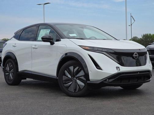 2025 Nissan ARIYA PLATINUM+