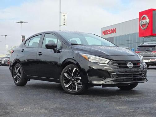 2024 Nissan Versa 1.6 SR