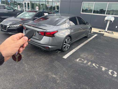 2020 Nissan Altima 2.5 SR