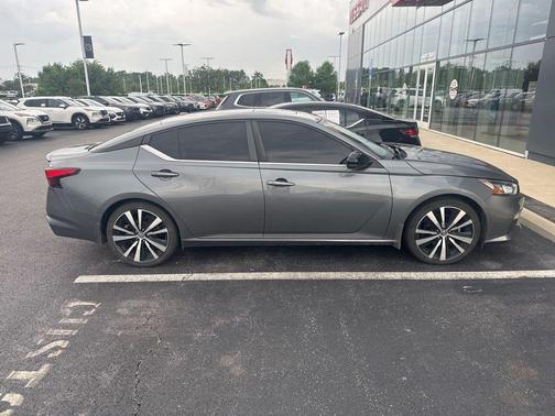 2020 Nissan Altima 2.5 SR