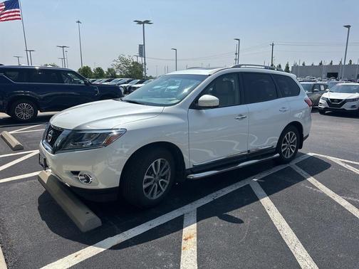 2015 Nissan Pathfinder SL