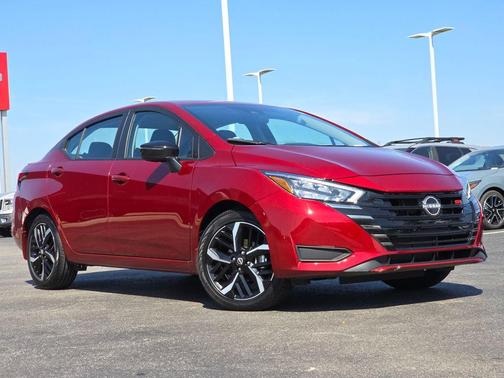 2024 Nissan Versa 1.6 SR