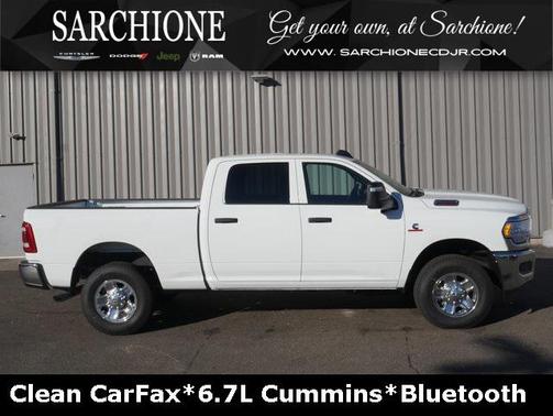 2024 RAM 3500 Tradesman Crew Cab 4x4 6'4' Box