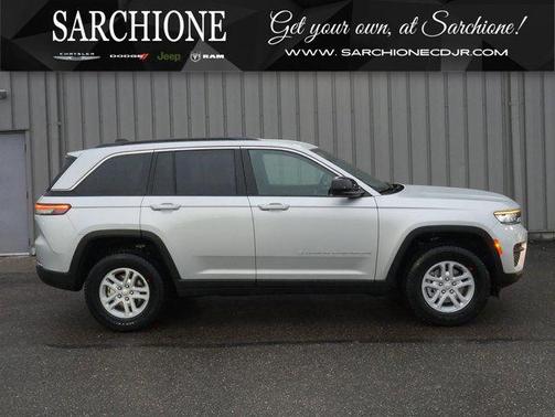 Silver Zynith 2025 Jeep Grand Cherokee Laredo