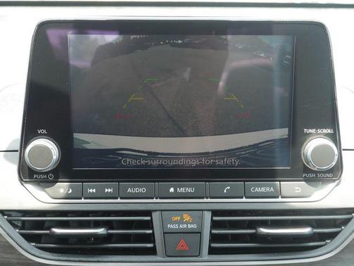 Pearl White Tricoat 2024 Nissan Altima 2.5 SV