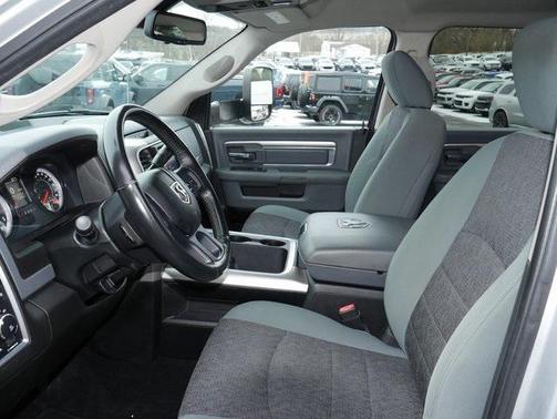 2018 RAM 2500 Big Horn Crew Cab 4x4 6'4' Box