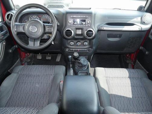 2012 Jeep Wrangler Unlimited Sport