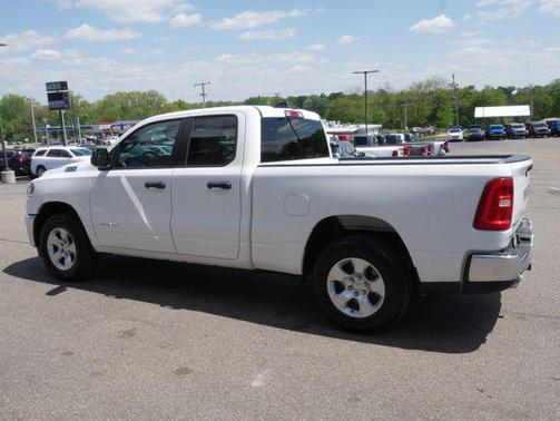 Bright White Clearcoat 2026 RAM 1500 Big Horn/Lone Star