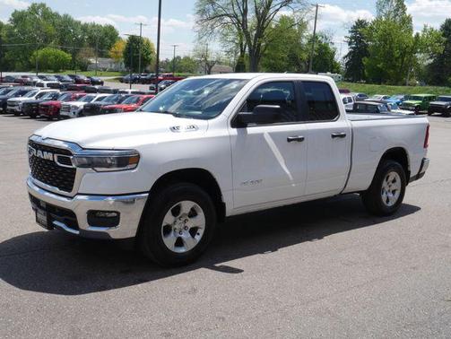 Bright White Clearcoat 2026 RAM 1500 Big Horn/Lone Star