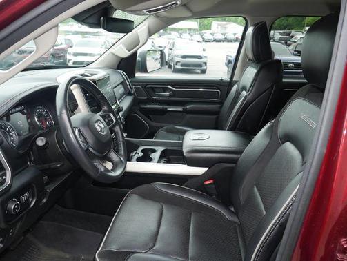 Delmonico Red Pearlcoat 2022 RAM 1500 Laramie