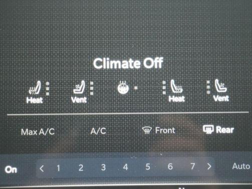 Delmonico Red Pearlcoat 2022 RAM 1500 Laramie