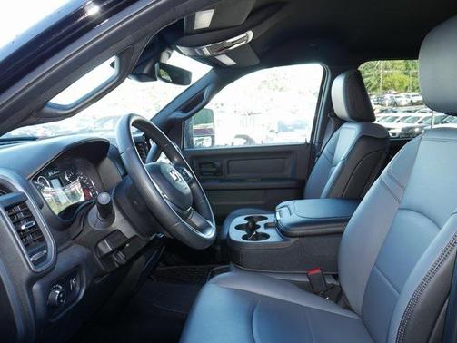 2025 RAM 2500 Tradesman Crew Cab 4x4 6'4' Box
