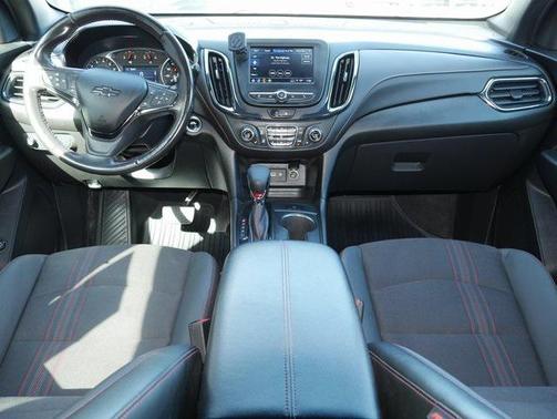 2022 Chevrolet Equinox FWD RS