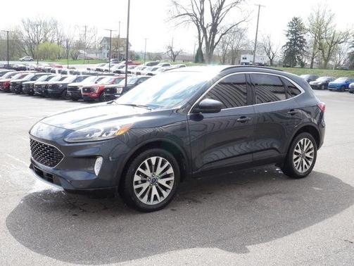 2022 Ford Escape Titanium