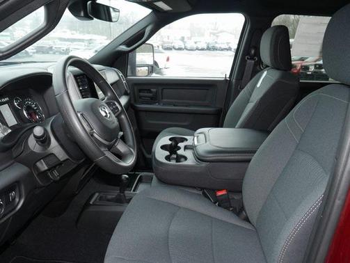 2024 RAM 2500 Tradesman Crew Cab 4x4 6'4' Box