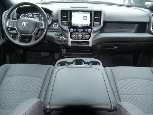 2024 RAM 2500 Tradesman Crew Cab 4x4 6'4' Box