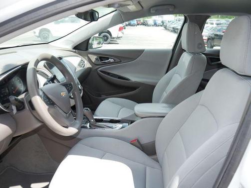 Summit White 2020 Chevrolet Malibu 1LS