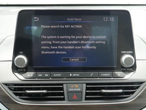 Super Black Clearcoat 2024 Nissan Altima 2.5 SV