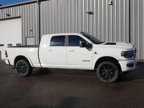 2024 RAM 3500 Limited Mega Cab 4x4 6'4' Box