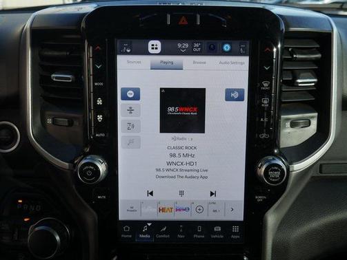 2024 RAM 1500 Big Horn/Lone Star