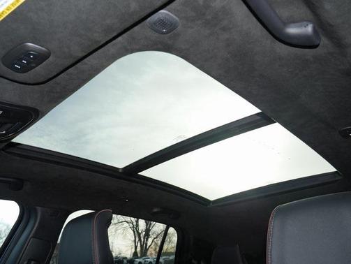 2025 Jeep Wagoneer S Launch Edition