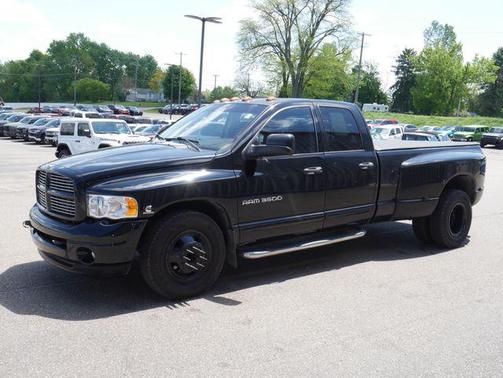 Black Clearcoat 2004 Dodge Ram 3500 Laramie