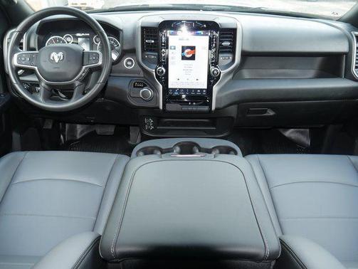 2024 RAM 2500 Tradesman Crew Cab 4x4 6'4' Box