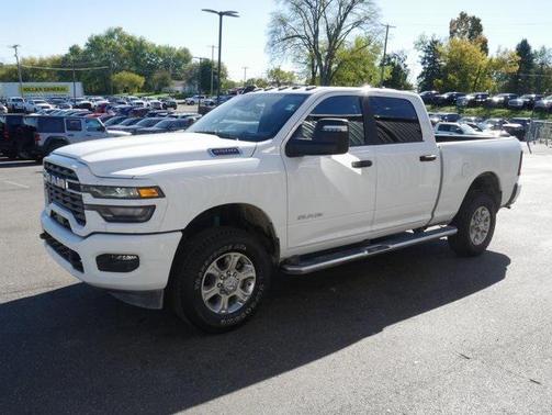 2025 RAM 2500 Lone Star Crew Cab 4x4 6'4' Box