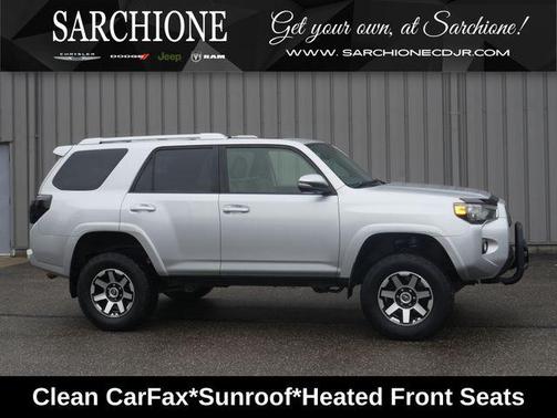 Classic Silver Metallic 2018 Toyota 4Runner SR5 Premium