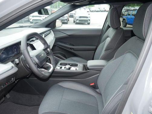 Sting-Gray Clearcoat 2026 Jeep Cherokee Laredo 4x4